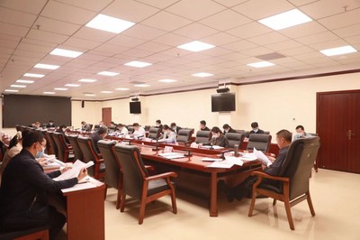 聚焦高质量发展 中共罗平县十四届委员会第三十七次常委会会议服务纪实